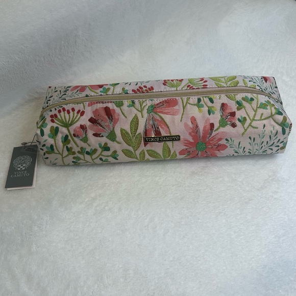 *New* Vince Camuto Multicolored Floral Hair Tool Bag - Picture 4 of 15
